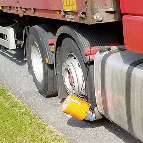 EHC filter on a truck exhaust pipe